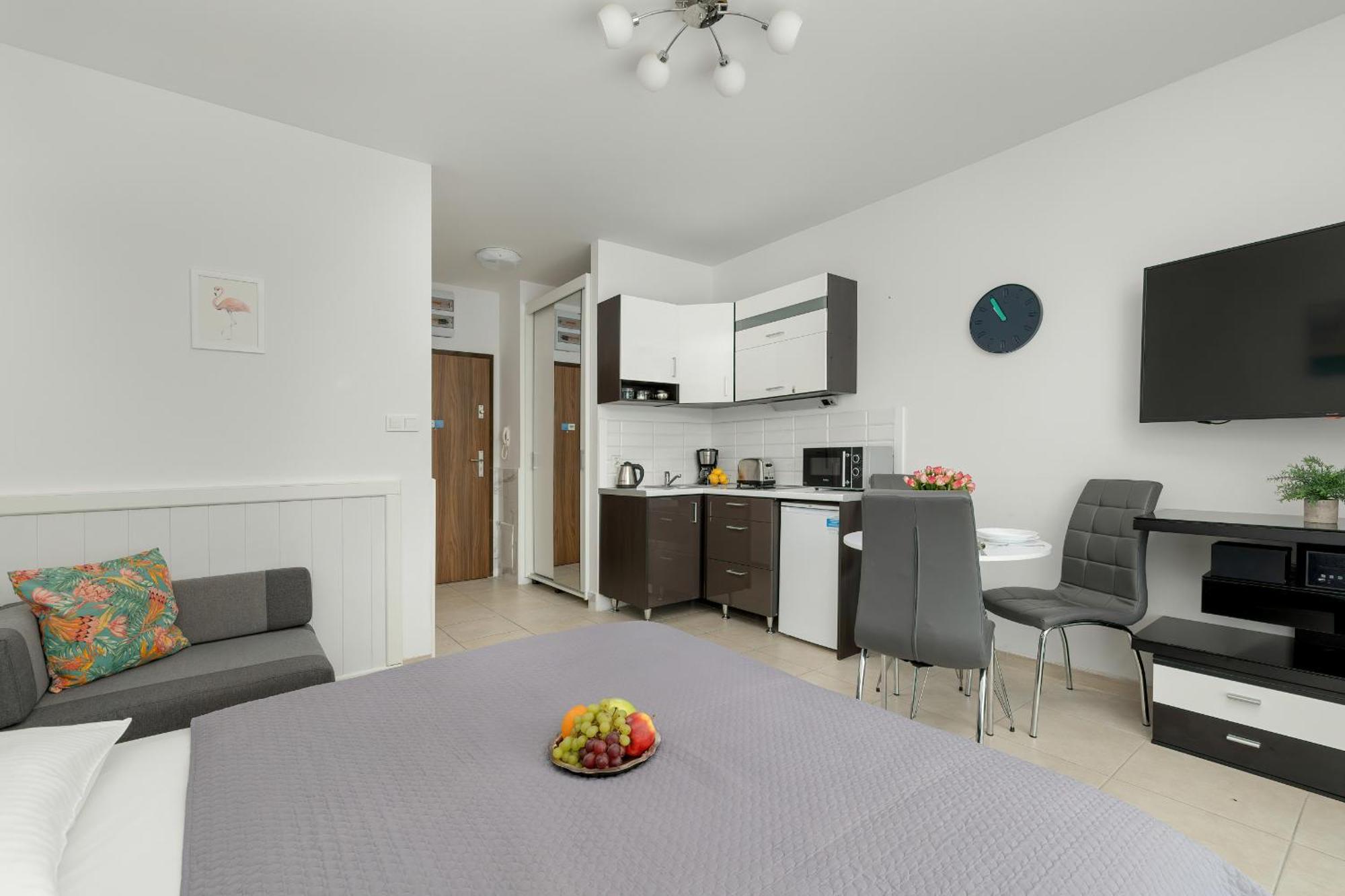 Flamingo With Balcony In Seaview By Rent Like Apartment Miedzyzdroje